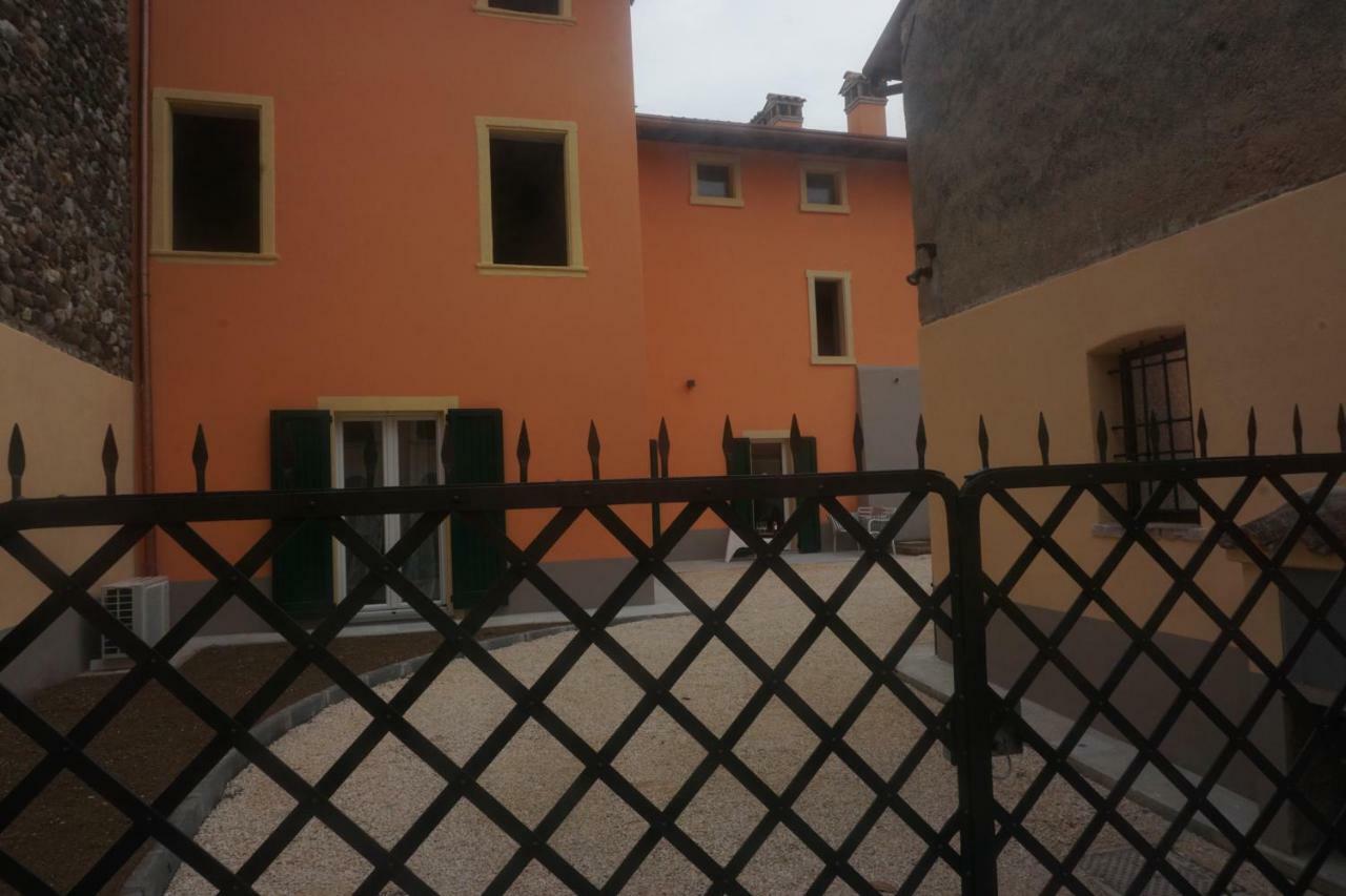 شقة La Casa Di Edone مونزامبانو المظهر الخارجي الصورة